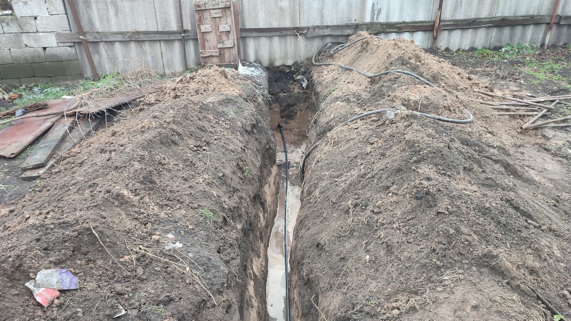 ukladka-trub-v-transhee-dnepr-karuny-30 ukladka-trub-v-transhee-dnepr-karuny-30